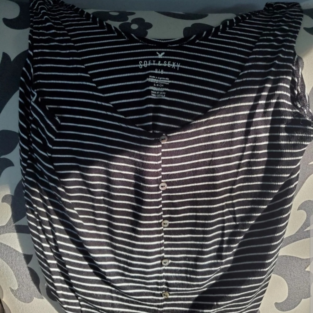 CLOSET CLEAROUT 2 FOR $10